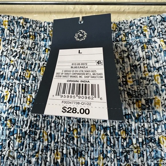 Universal Thread Blue Floral Two Piece Set - Top and Skirt - Picture 9 of 11